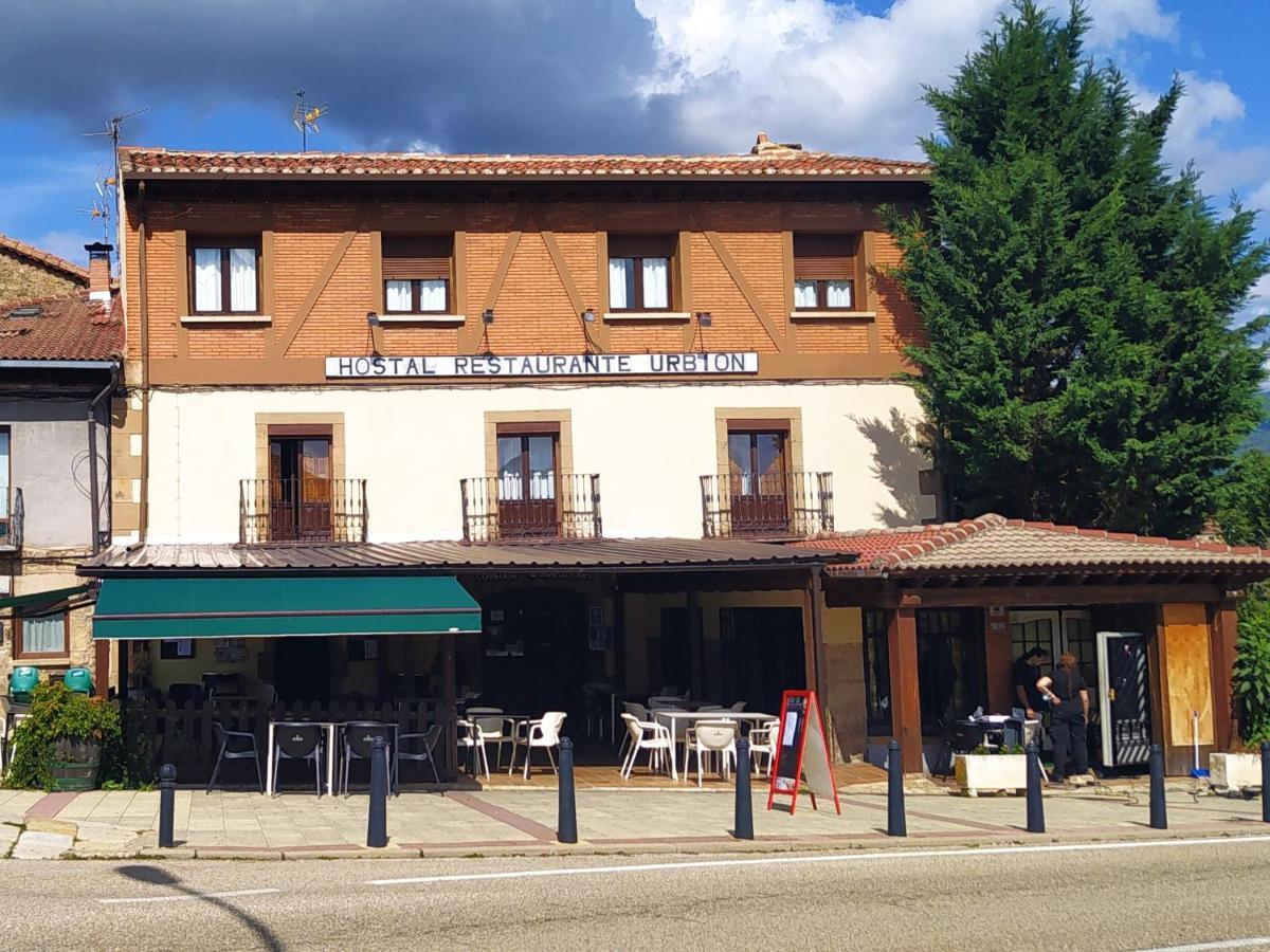 Hostal Urbion Винуеса Екстериор снимка